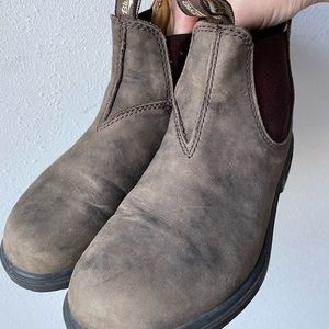 Blundstone boots size 2 (womens 5)